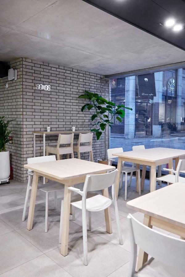 Creto Hotel Myeongdong Seúl Exterior foto